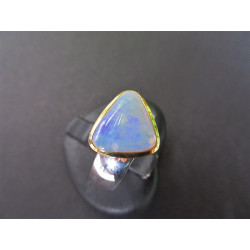 bague triangle en opale bleue
